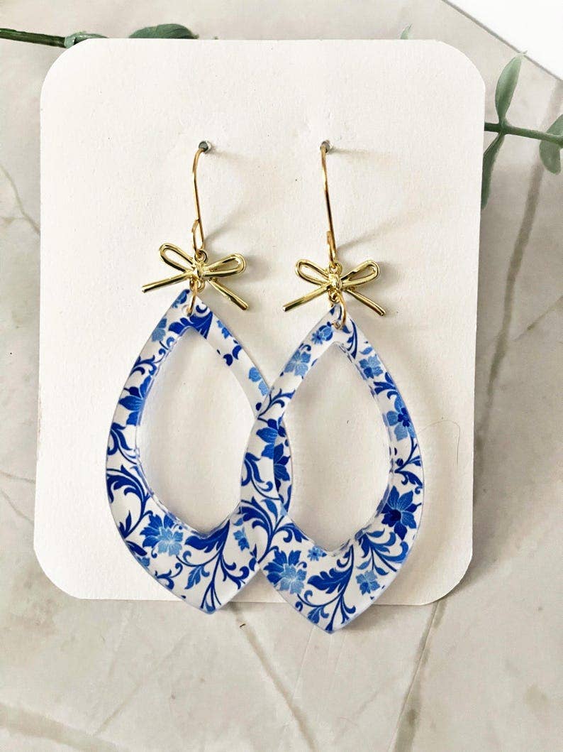 Floral Teardrop Dangle Earrings: Gold Bow Accent, Lightweight