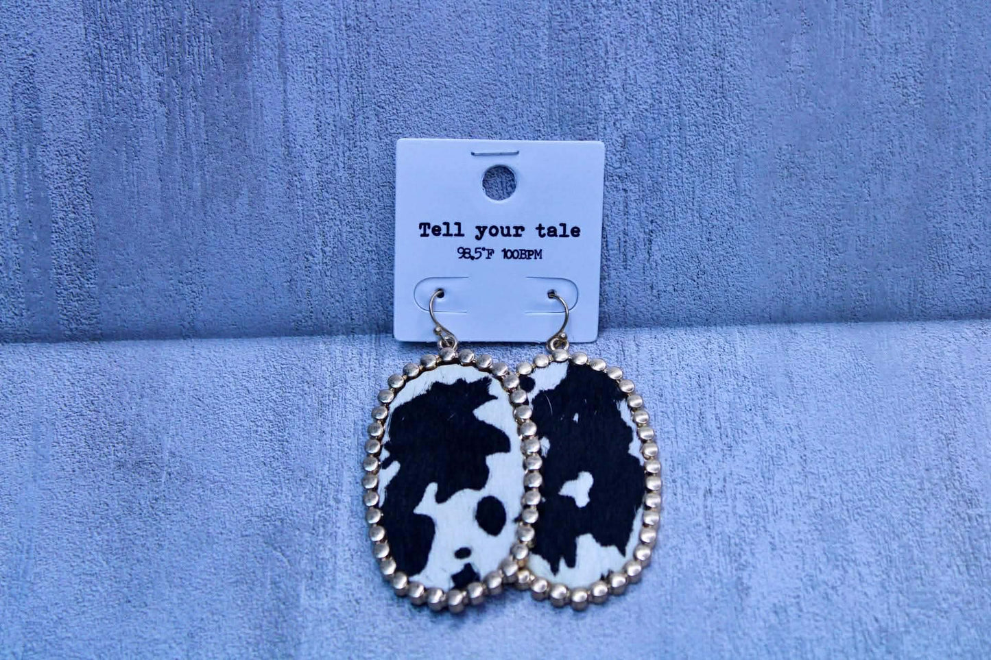 METAL HAIR ON HIDE DANGLE EARRINGS