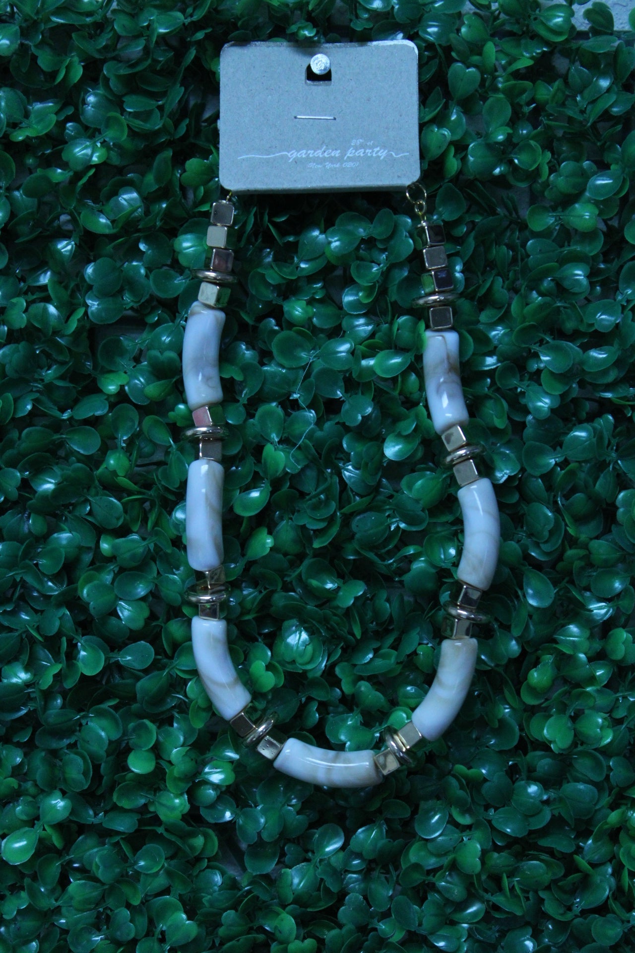 GOLD WITH NATURAL IVORY NOODLE NECKLACE