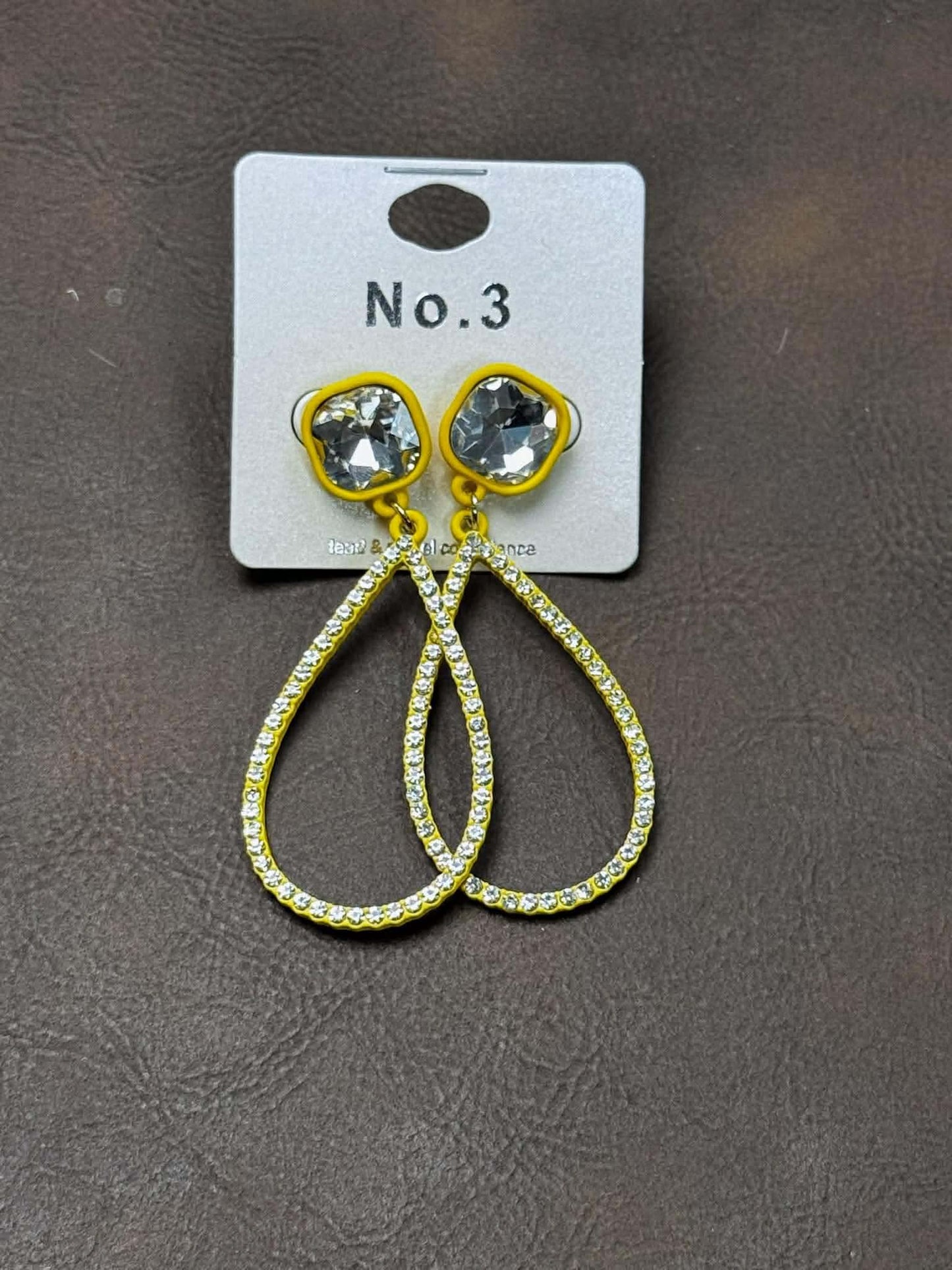 TEAR DROP EARRINGS WITH AND WITHOUT STONES