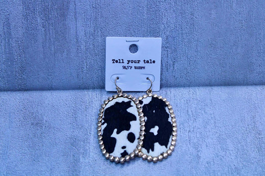 METAL HAIR ON HIDE DANGLE EARRINGS