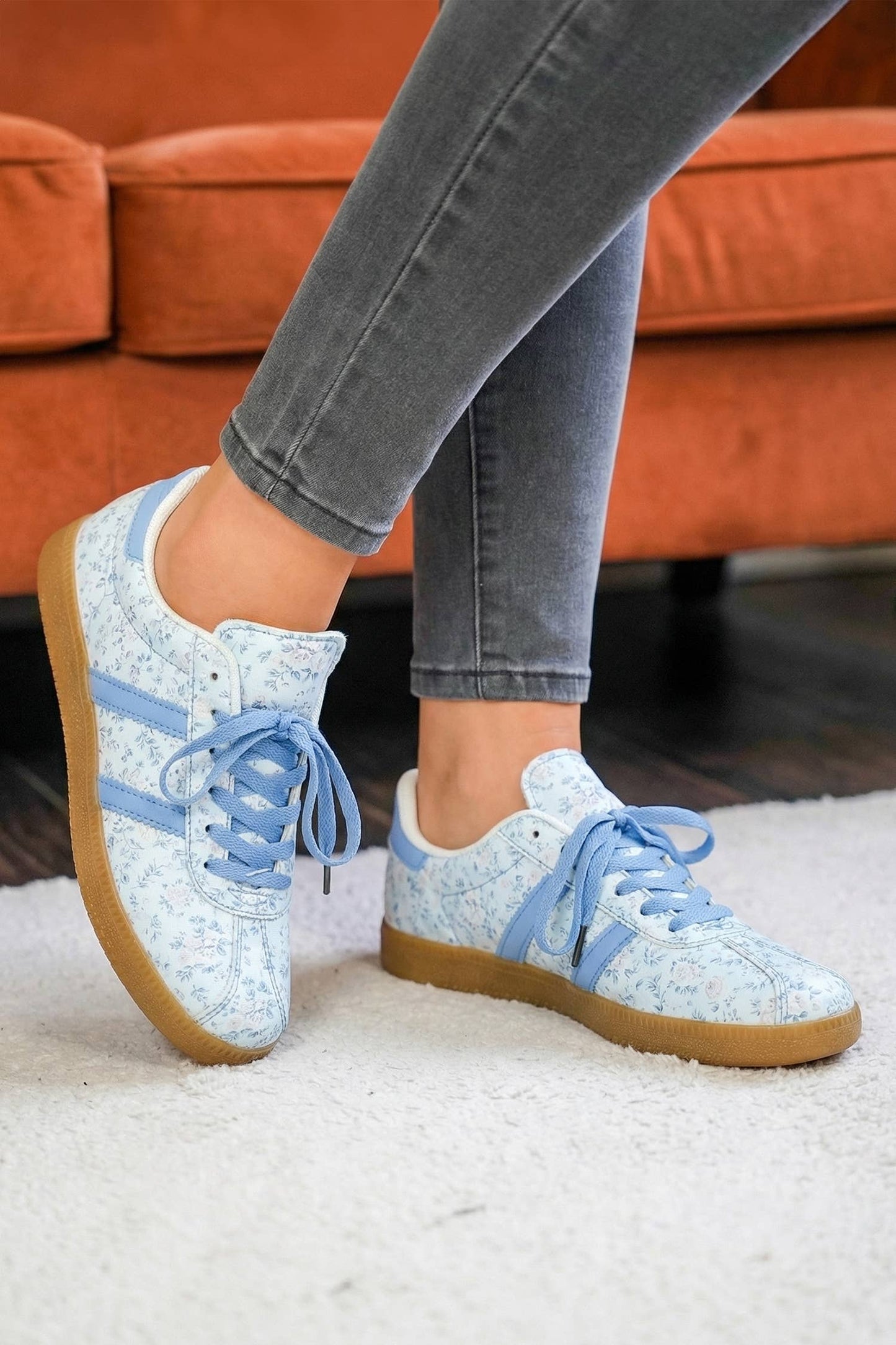 Floral Print Lace-up PU Leather Flat Shoes
