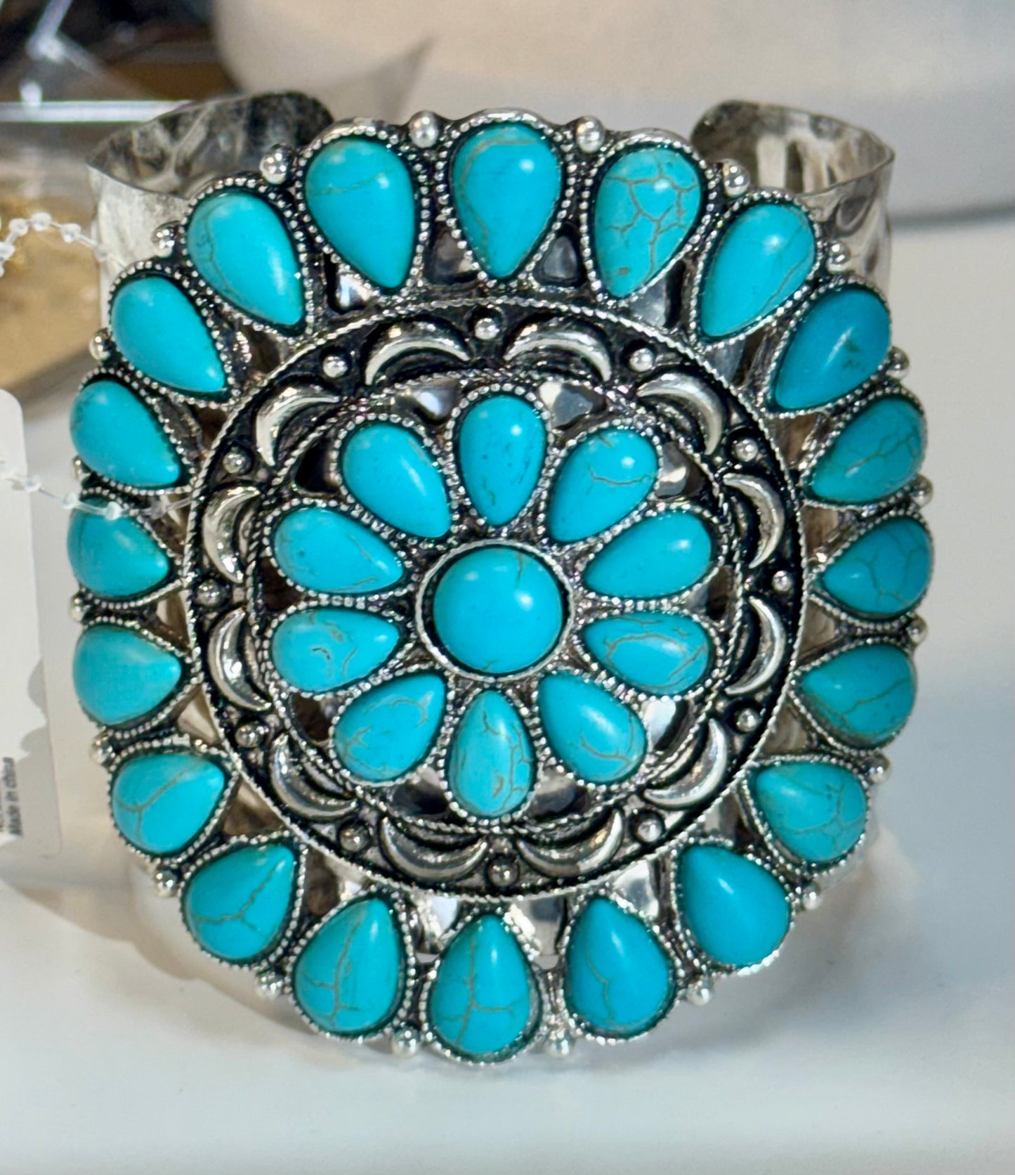 LARGE CUFF BRACELET
