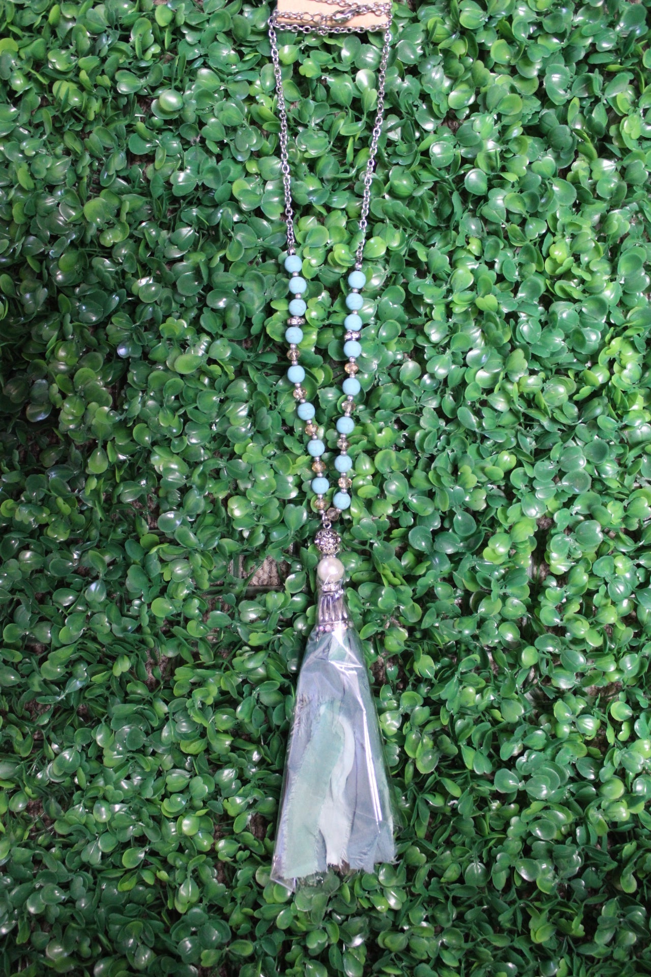 TURQUOISE SILVER CHAIN ROCK NECKLACE