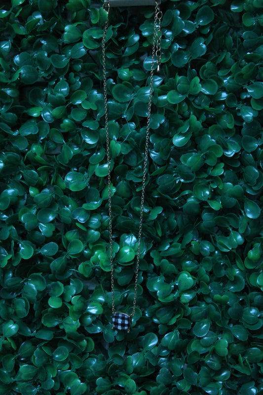 CHECKERED GLASS GOLD CHAIN NECKLACE