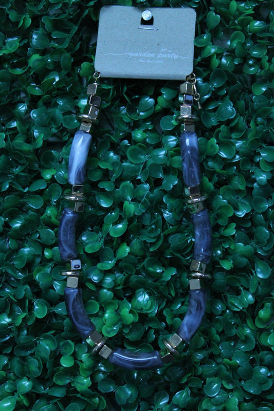 GOLD WITH DARK GREY NOODLE NECKLACE