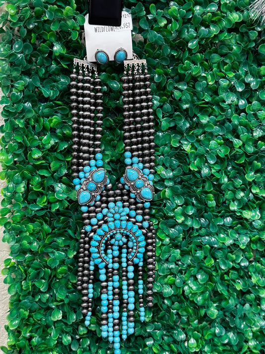 TURQUOISE AND NAVAJO BEAD NECKLACE