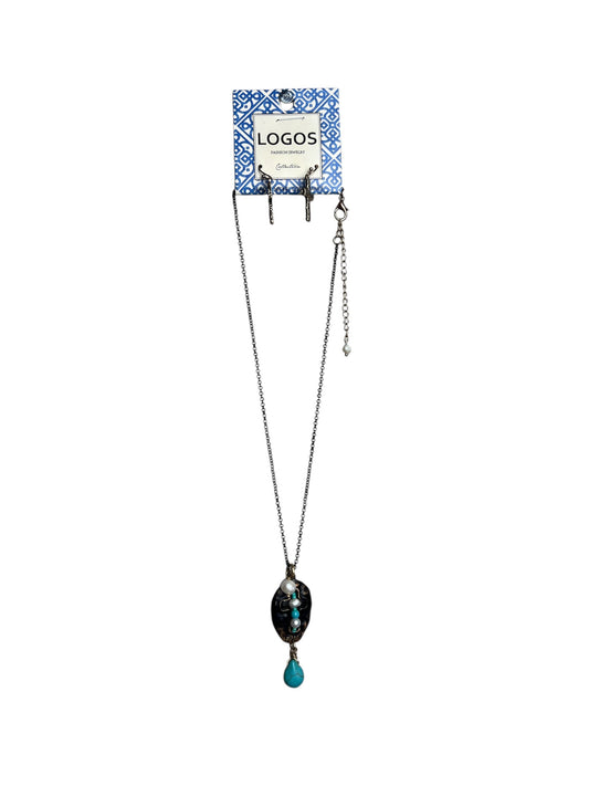 TURQUOISE CROSS CROSS NECKLACE