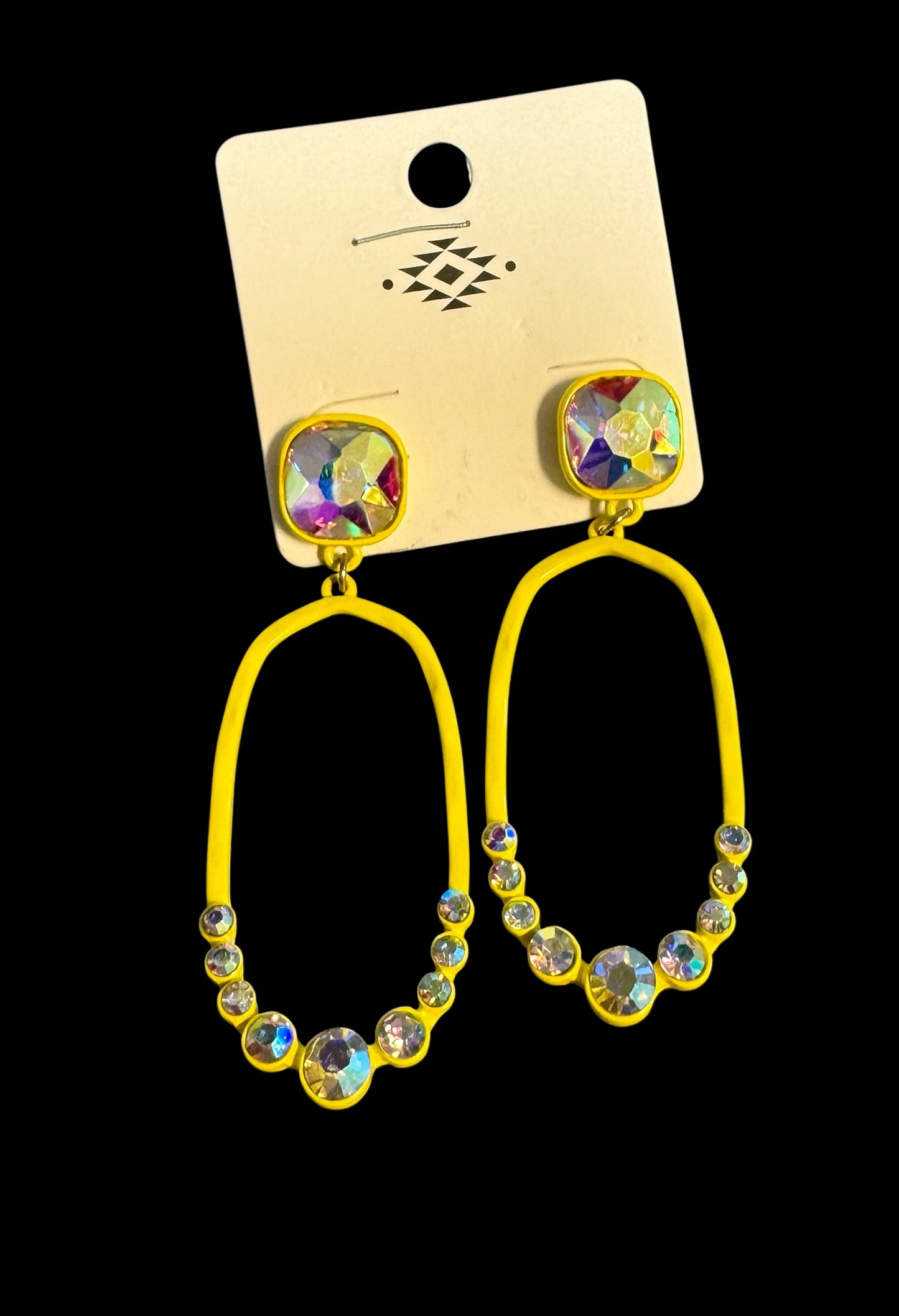 OVAL EARRINGS WITH AND WITHOUT STONES