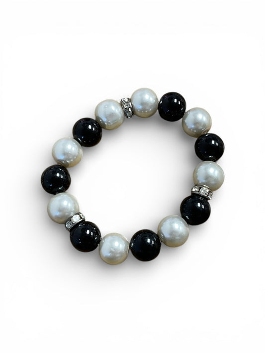 BLACK AND PEARL BEARD BRACELET