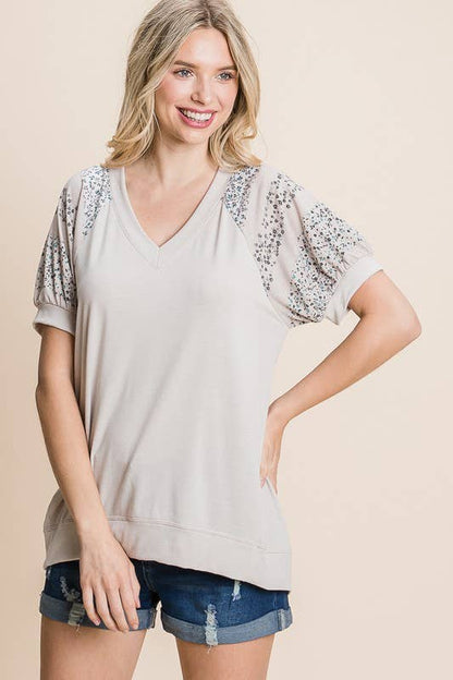 Floral Printed Puff Sleeves V-Neck Top