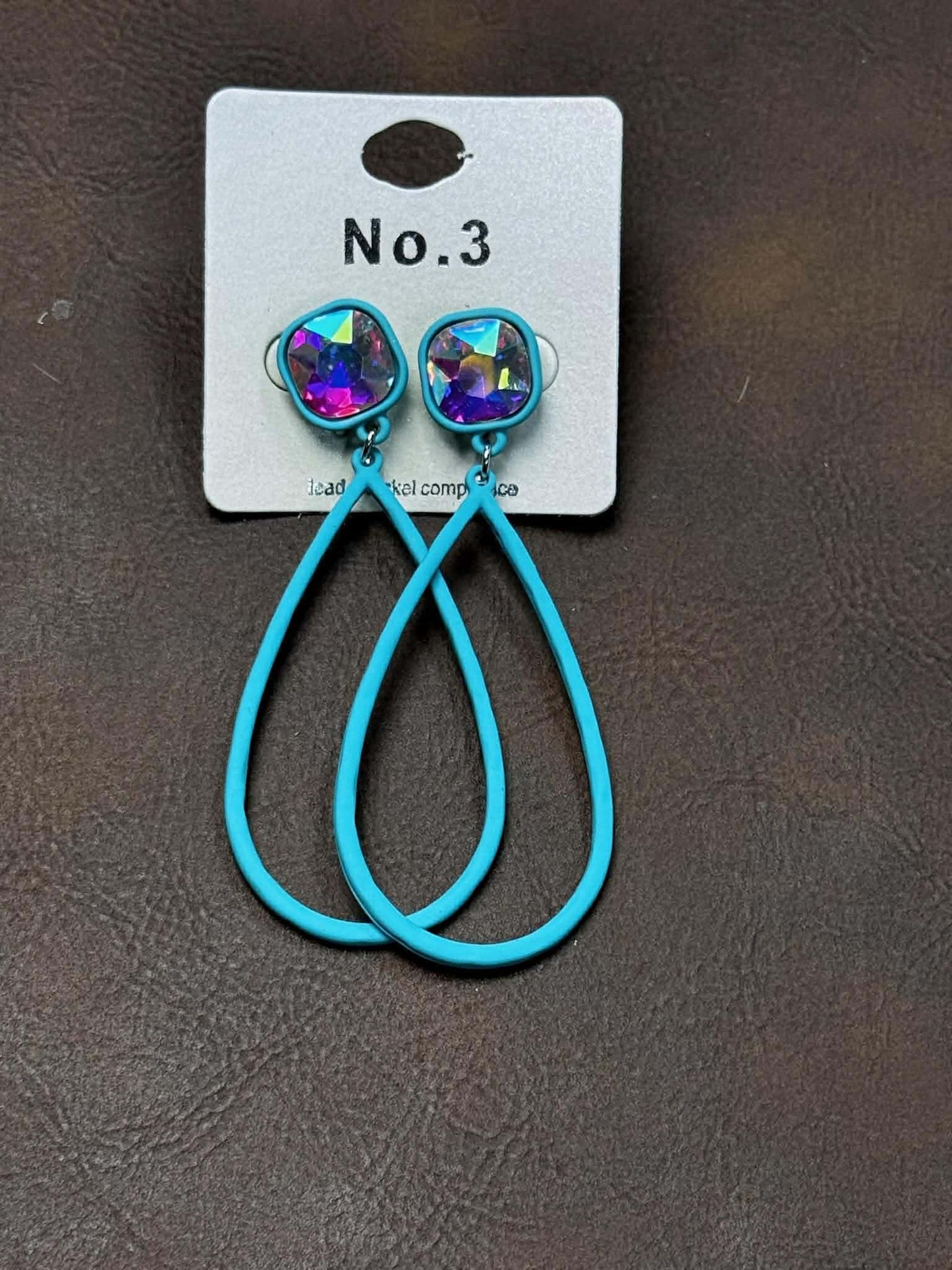 TEAR DROP EARRINGS WITH AND WITHOUT STONES